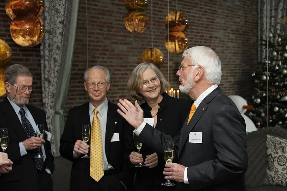 Thomas A. Steitz - Nobel Laureates George E. Smith (Physics), Oliver E. Williamson (Economics), Elizabeth H. Blackburn (Medicine) and Thomas A. Steitz (Chemistry)