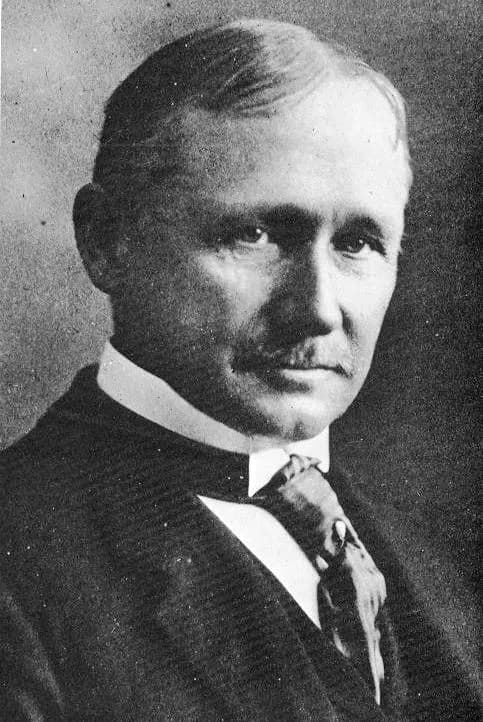 Frederick Winslow Taylor - Frederick Winslow Taylor crop.jpg