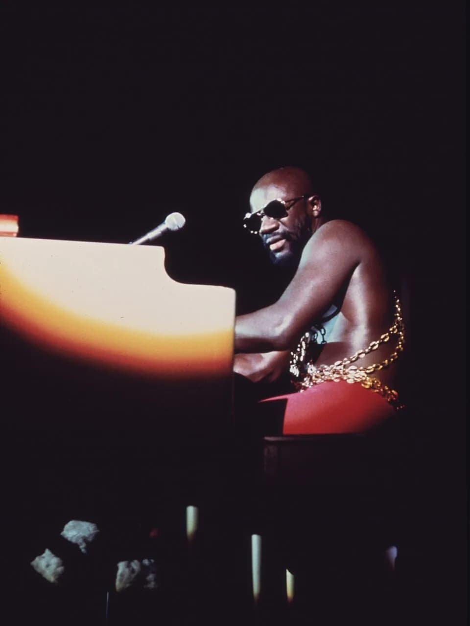Isaac Hayes - BLACK SOUL SINGER ISAAC HAYES PERFORMS AT THE INTERNATIONAL AMPHITHEATER IN CHICAGO AS PART OF THE ANNUAL PUSH 'BLACK... - NARA - 556307.jpg
