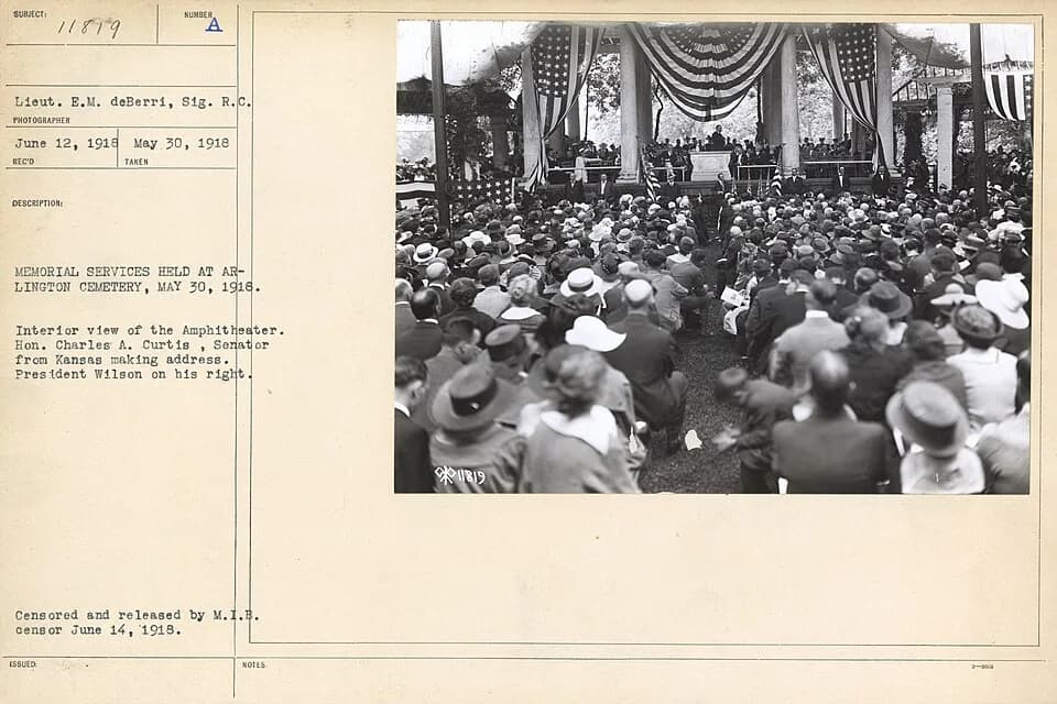 Charles Curtis - 111-SC-11819 - NARA - 55183761.jpg