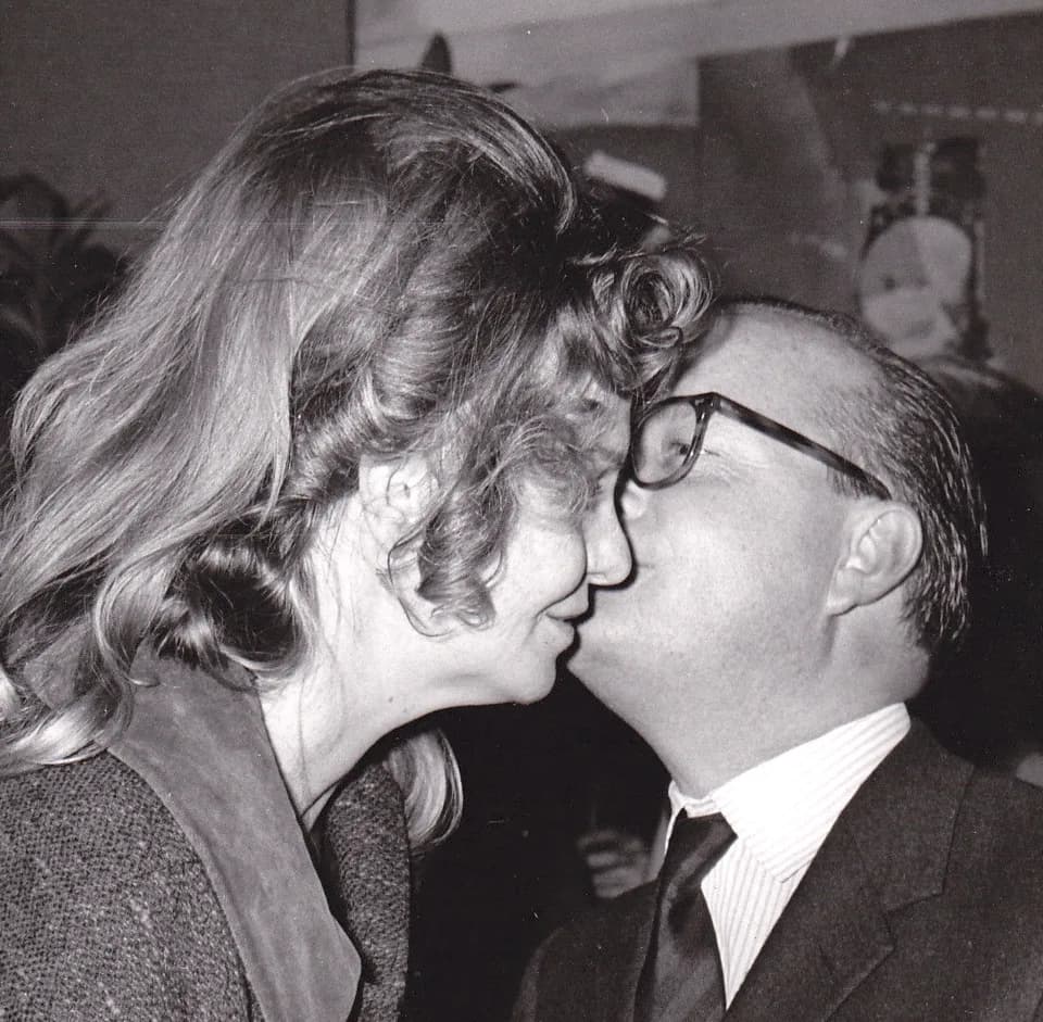Geraldine Page - Geraldine Page meets Truman Capote, 1966
Snipe on reverse side reads as follows: AUTHOR MEETS ACTRESSNew York: Truman Capote kisses actress Geraldine Page on the cheek at a party in h
