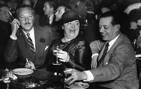 Cole Porter - Elsa Maxwell (centre), with William Rhinelander Stewart (left) and Cole Porter