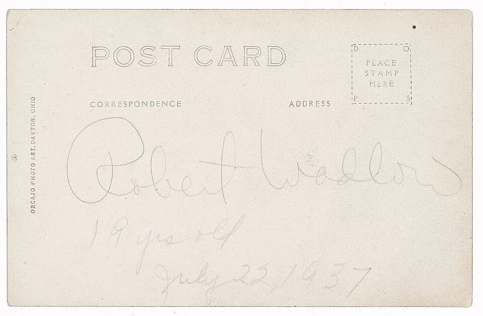 Robert Wadlow - Address side of postcard of Robert Wadlow with his father showing no copyright notice