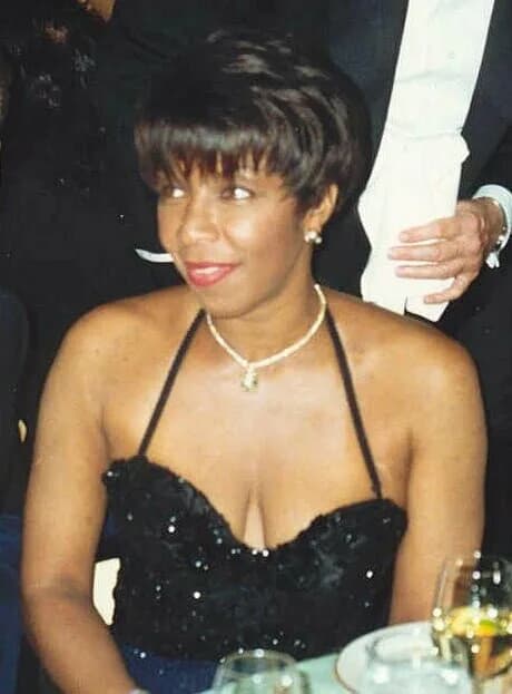Natalie Cole - Singer Natalie Cole at the Governor's Ball after the 1992 Emmy Awards