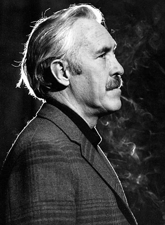 Jason Robards - Publicity photo of Jason Robards
