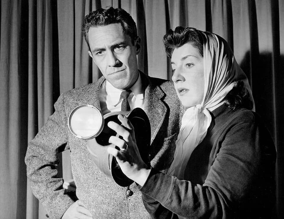Jason Robards - Photo of Jason Robards and Maureen Stapleton from the television anthology program The Seven Lively Arts. The presentation is "Blast in Centralia #5".