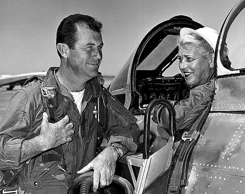 Chuck Yeager - Jackie Cochrane in her record-setting Canadair Sabre Mk.3, talking with Charles E. Yeager