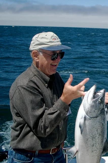 Gordon Moore - Gordon moore fishing.jpg