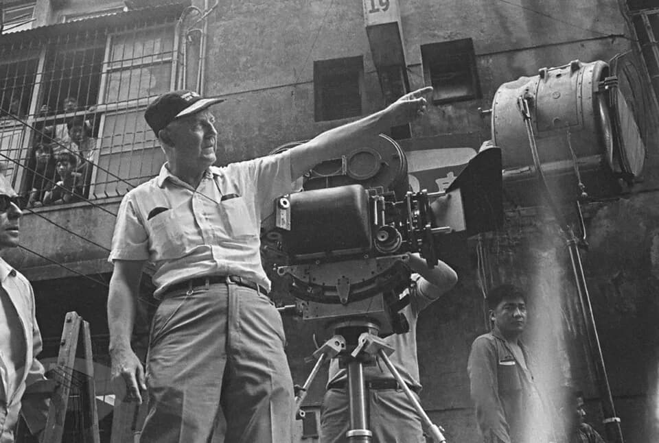 Robert Wise - 圖11 導演勞勃．懷斯指揮外景拍攝工作
案名：音樂舞蹈
檔號：0056/0093/1
來源機關：行政院新聞局
管有機關：國家發展委員會檔案管理局