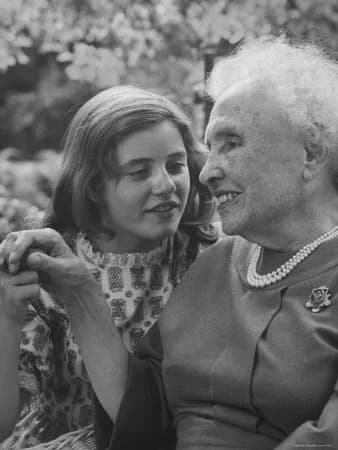 Patty Duke - Actress Patty Duke with Helen Keller