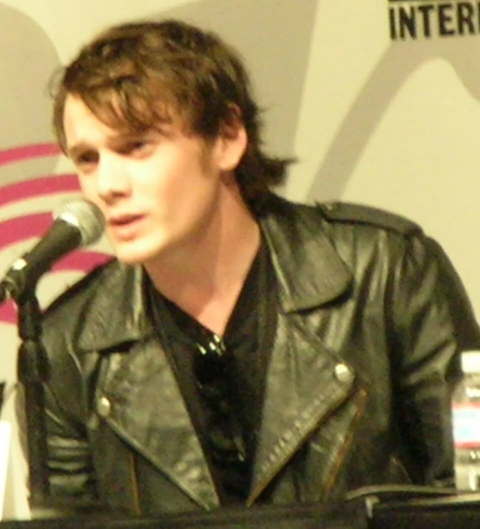 Anton Yelchin - Anton Yelchin participating in a Terminator Salvation panel discussion at WonderCon 2009.