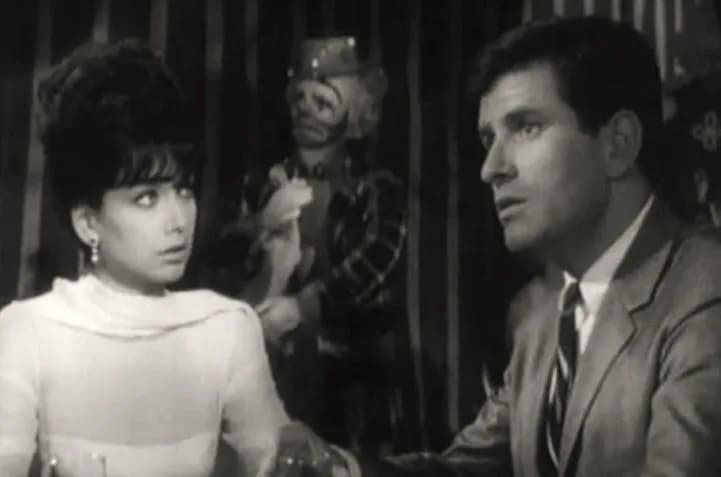 Suzanne Pleshette - Suzanne Pleshette &amp; Linden Chiles in A Rage to Live - trailer (cropped screenshot)