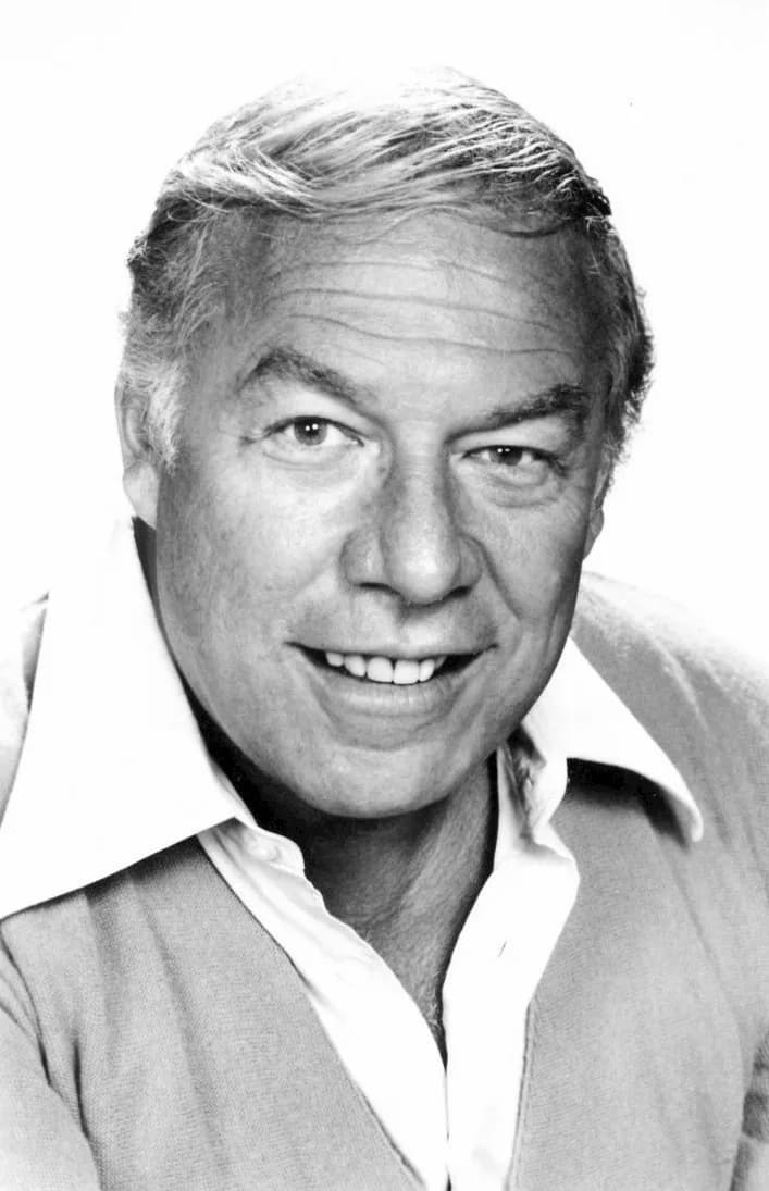 George Kennedy - Photo of actor George Kennedy.
