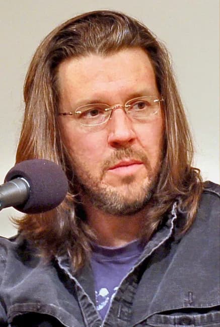David Foster Wallace - David Foster Wallace gave a reading for Booksmith at All Saints Church in 2006.<www.thehowlingfantods.com/dfw.htm>
There is also a lot of discussion on the wallace-l email