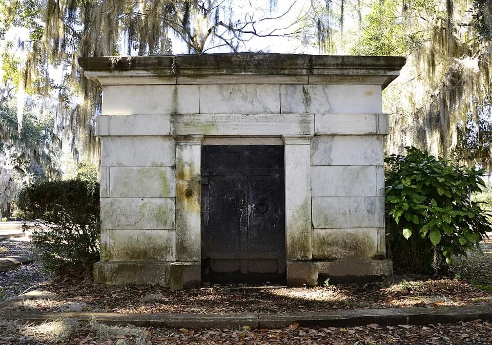 William R. King - Crypt of William R. King, 13th Vice-President of the United States, in Live Oak Cemetery, Selma, Alabama.
