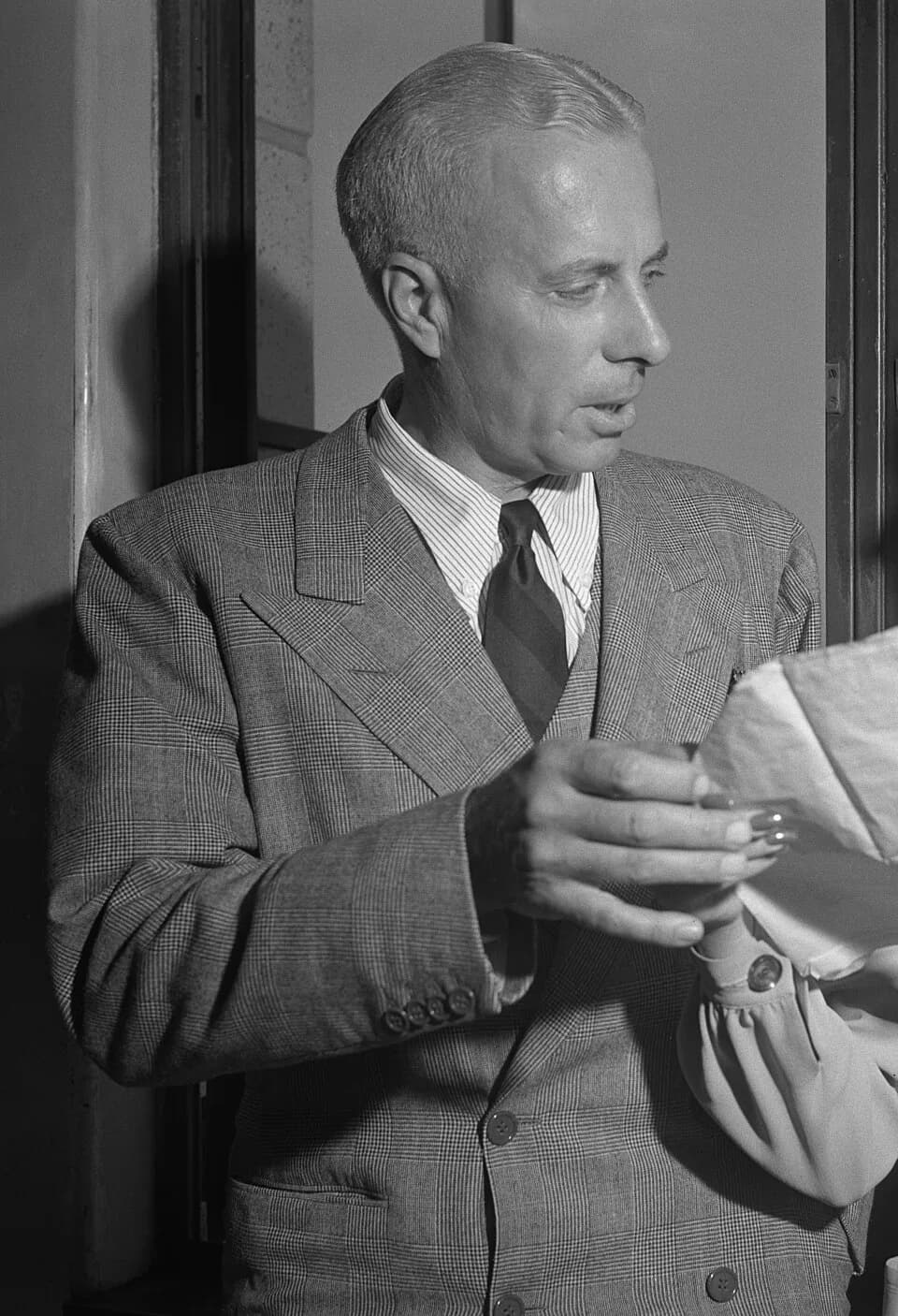 Howard Hawks - Howard Hawks, circa 1943