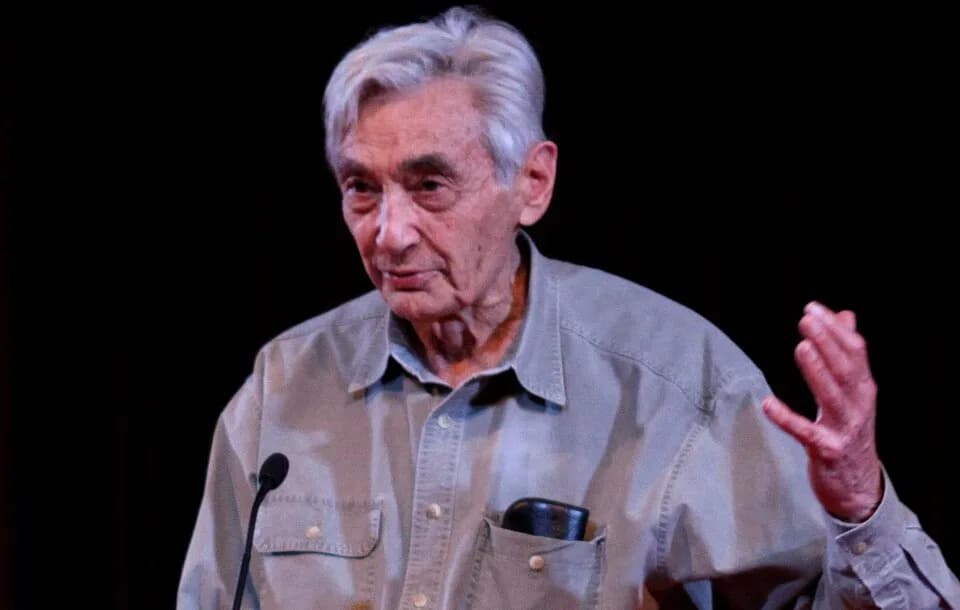 Howard Zinn - Howard Zinn, historian, in 2009.