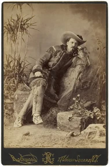 Buffalo Bill - An early cabinet card of Buffalo Bill. A full-length studio portrait of a young Buffalo Bill Cody in typical buckskin outfit.