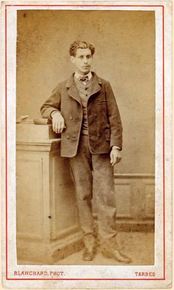 Comte de Lautréamont - Alleged photo portrait of Isidore Ducasse at 20 (later known as Comte de Lautréamont, 1846-1870) circa 1867 in Tarbes. This picture is an extract of a larger photo sized 9,2 x 5