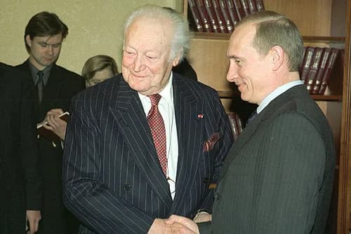 Maurice Druon - NOVO-OGARYOVO. President Putin with French author Maurice Druon.