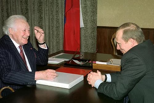 Maurice Druon - NOVO-OGARYOVO. President Putin with French author Maurice Druon.