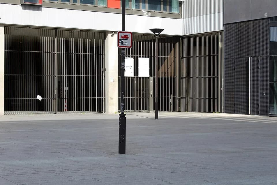 Paul Ricœur - Place Paul-Ricœur, Paris.