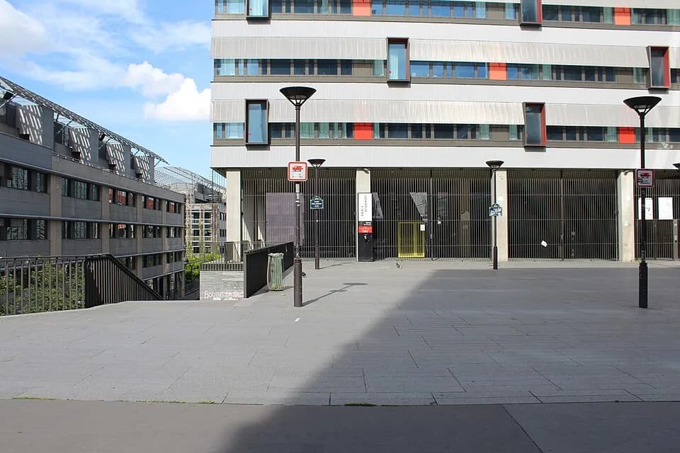 Paul Ricœur - Place Paul-Ricœur, Paris.