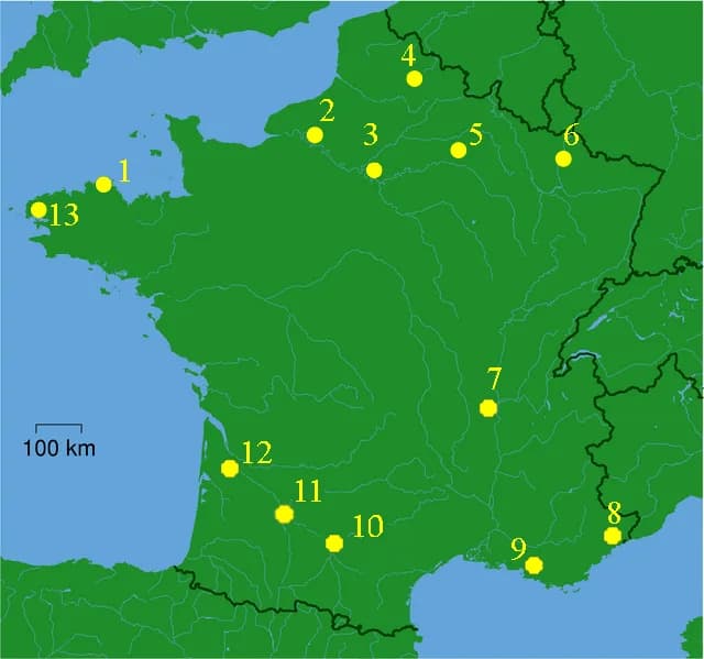 Albert Uderzo - Carte des lieux visités dans l'album Le Tour de Gaule d'Astérix créée à partir de File:Reims dot.png de en:User:Lupin  Les lieux sont parfois situés (très) approximativement.