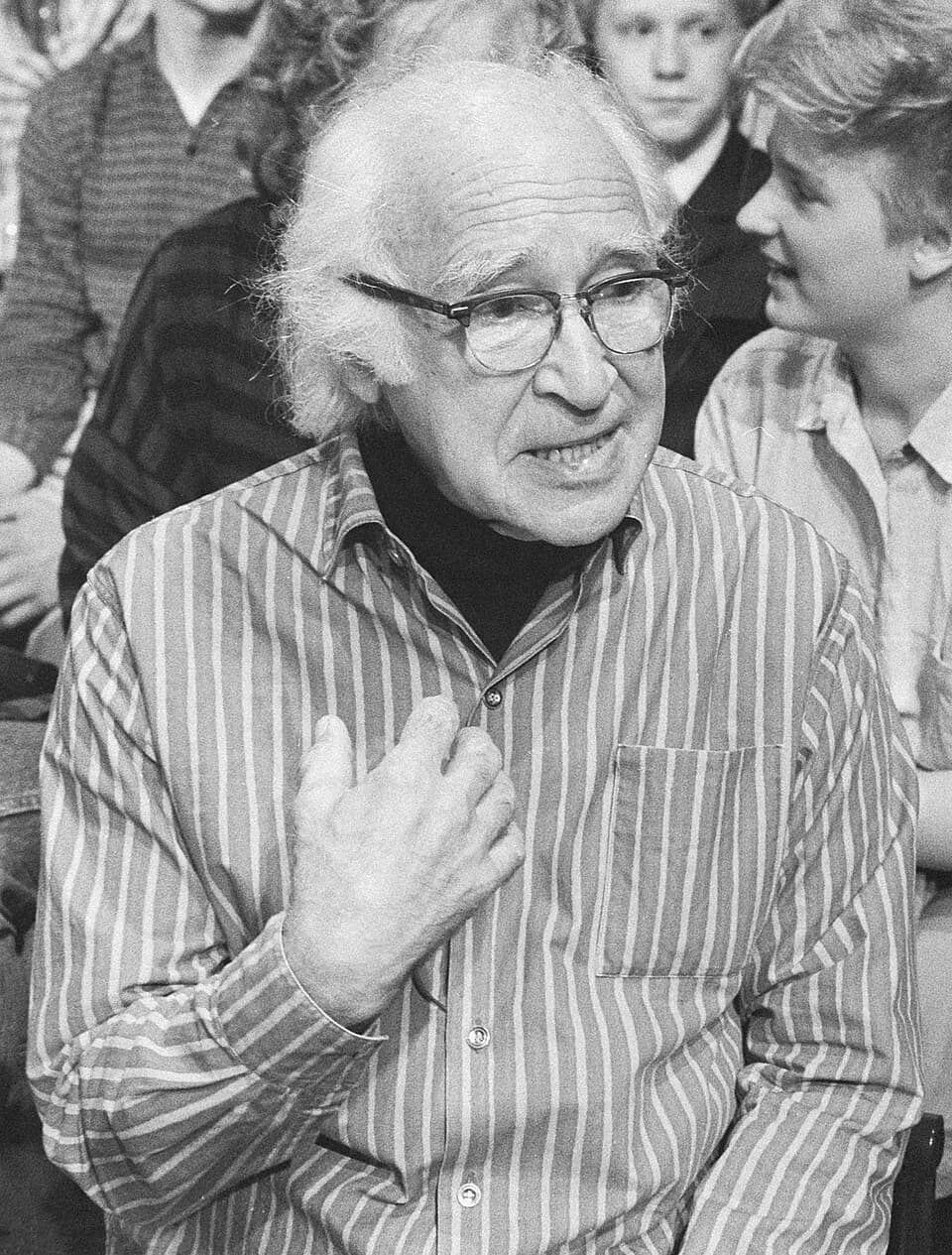 George Wald - Kinderen praten met Nobelprijswinnaars in Amsterdam; George Wald