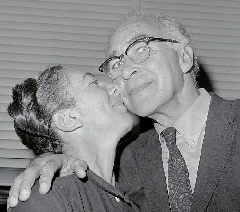 George Wald - 1967 Press Photo Dr George Wald,Biology prof. at Harvard &amp; wife as he wins Nobel
