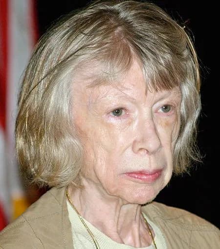 Joan Didion - Joan Didion at the 2008 Brooklyn Book Festival in New York City.The photographer dedicates this photograph to Eleanor Silvers, mother of Jeffpw.