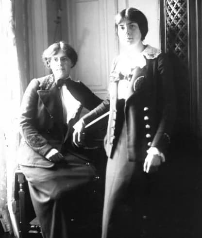 Nadia Boulanger - French composers Nadia Boulanger (1887-1979) and Lili Boulanger (1893-1918) in 1913.
