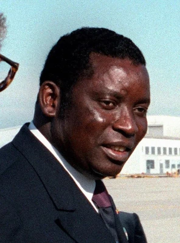 Étienne Gnassingbé Eyadéma - President Gnassingbe Eyadema of Togo departs after a state visit.
