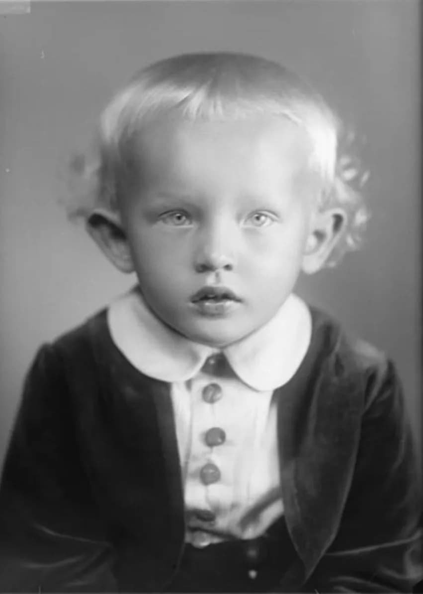 Martti Ahtisaari - Martti Ahtisaari (1937–2023) on his 4th birthday on 23 June 1941.