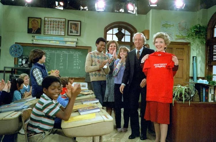 Conrad Bain - C13387-9, Nancy Reagan on the set of television show "Diff'rent Strokes" with Conrad Bain, Todd Bridges, Dana Plato, Shavar Ross, and Mary Jo Cattlett. 3/9/83, during the filming of the 
