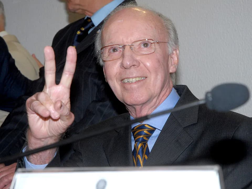 Mário Zagallo - Brasília - O ex-jogador da seleção brasileira de futebol Zagallo participa de audiência publica na Comissão de Educação, Cultura e Esporte do Senado, em comemoração aos 50 anos da conq