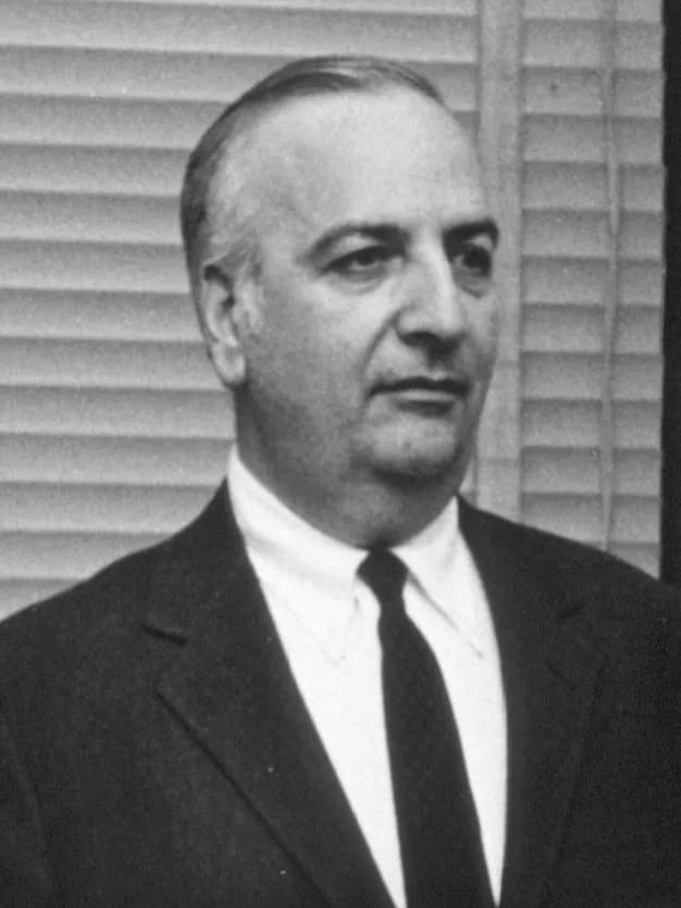 Baruj Benacerraf - Dr. Baruj Benacerraf and others