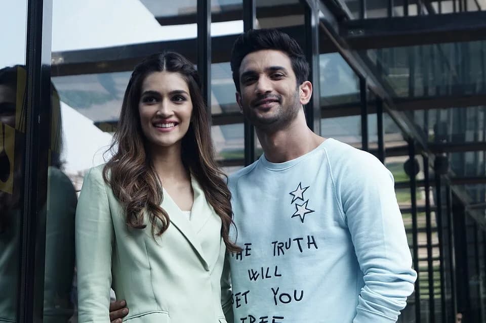 Sushant Singh Rajput - Sushant Singh Rajput &amp; Kriti Sanon promoting their film RAABTA at Kolkata, by Sourendra Kumar Das, Sou BoyyJPG