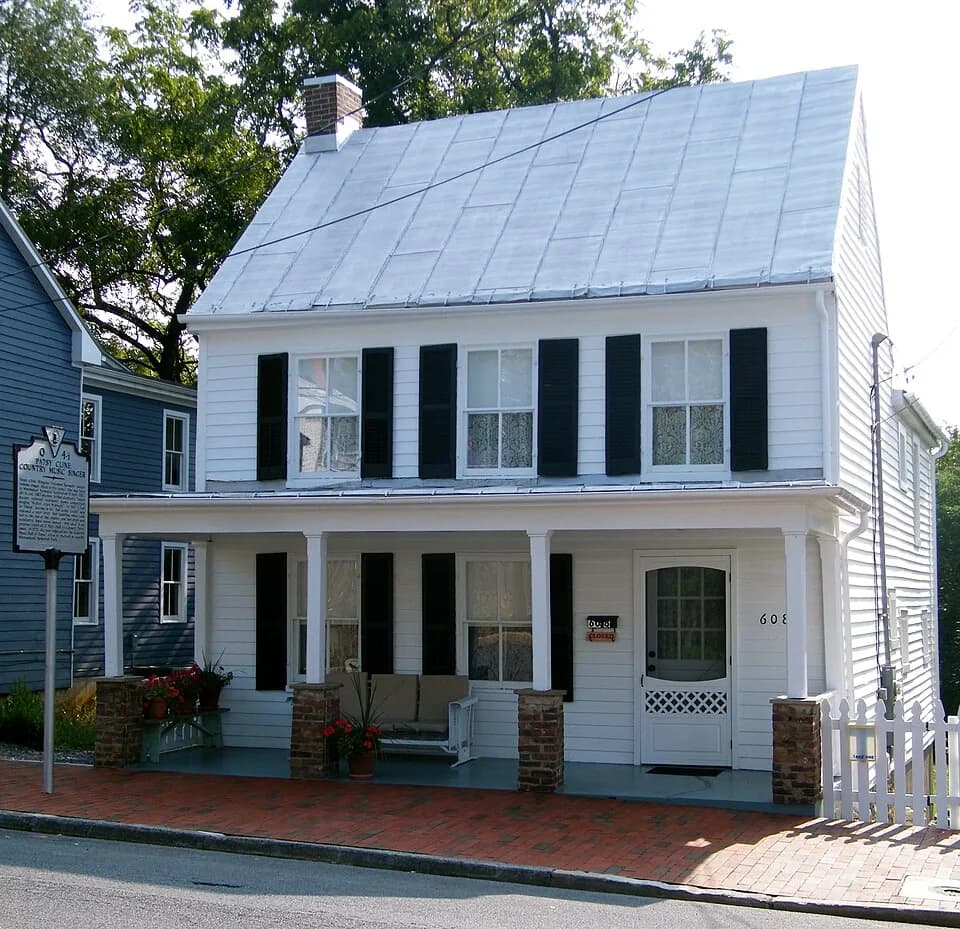Patsy Cline - Where singer Patsy Cline lived from age 16 to 21. Winchester, Virginia