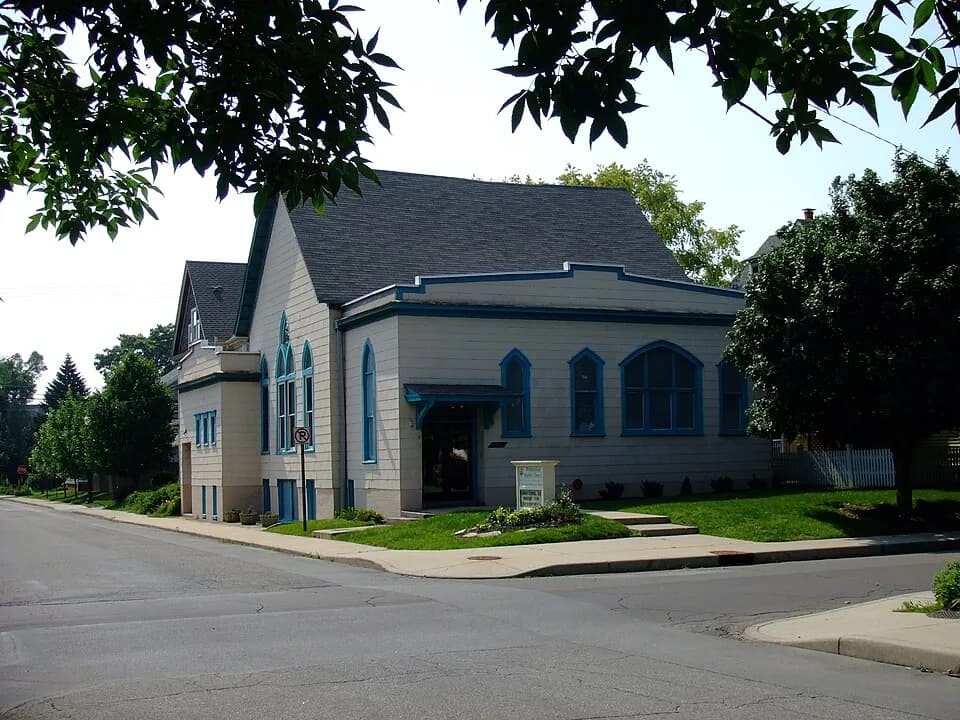 Jim Jones - Jim Jones' first church