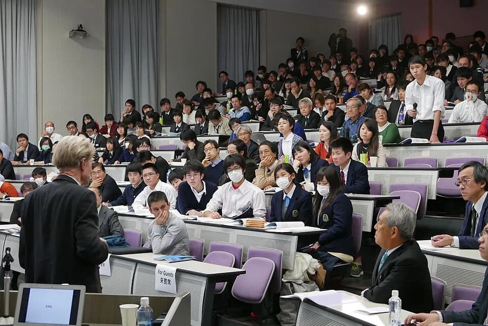 John Gurdon - Prof. John Gurdon in University of Yamanashi, Japan, 11, March 2016