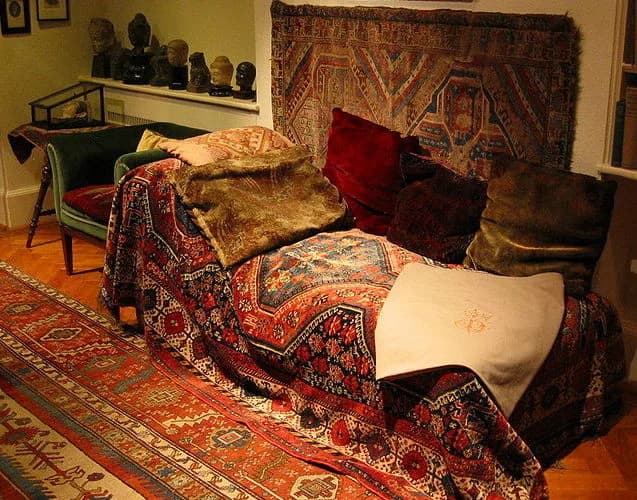 Karen Horney - Sigmund Freud's Sofa