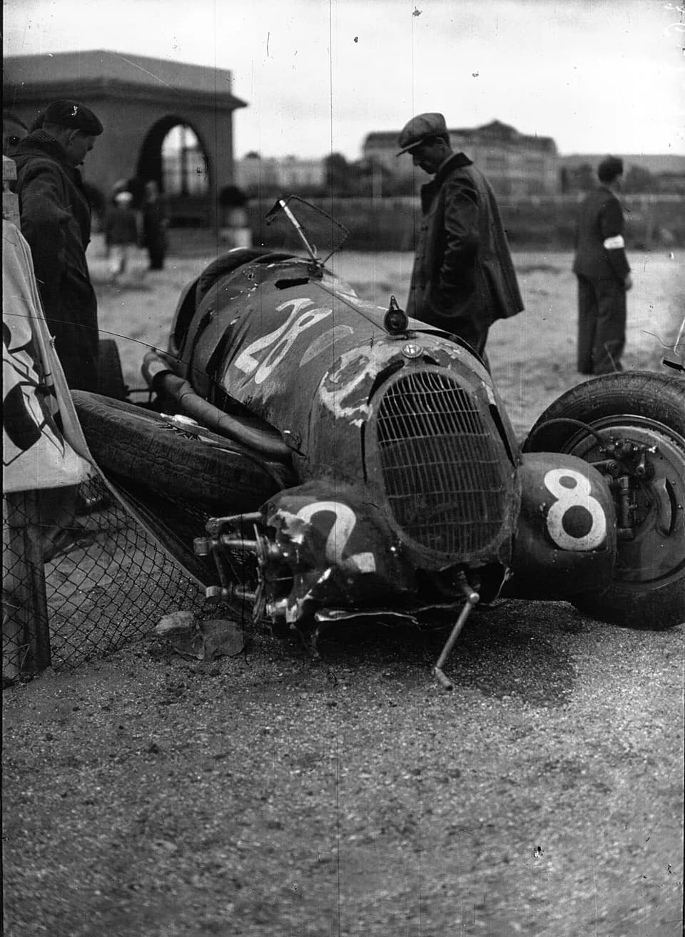 Giuseppe Farina - Giuseppe Farina's damaged racecar at the 1936 Deauville Grand Prix