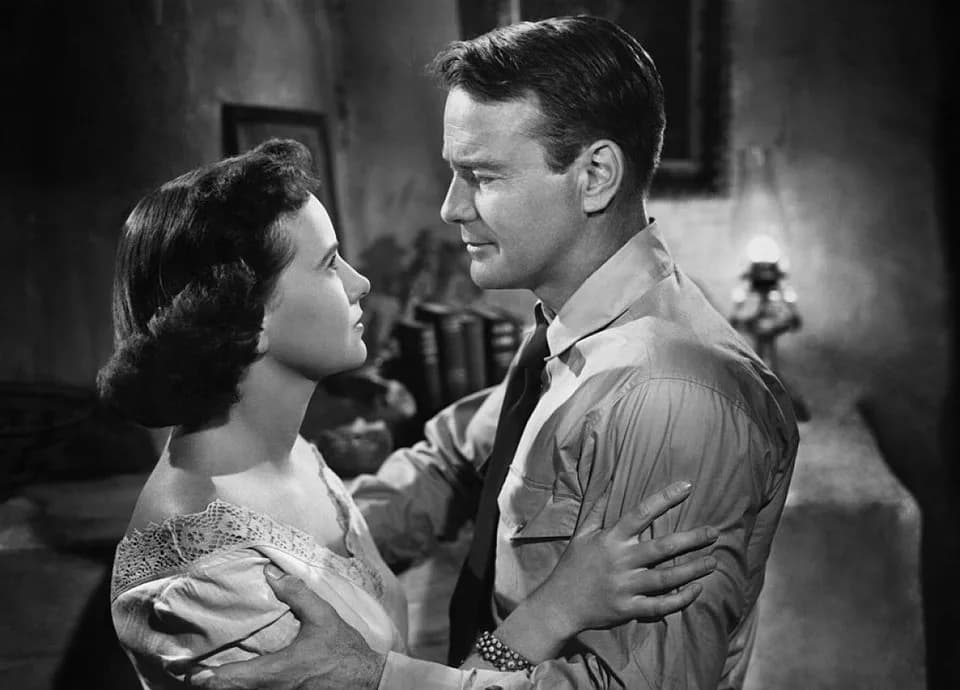 Teresa Wright - Teresa Wright and Lew Ayres in The Capture (1950) - cropped screenshot