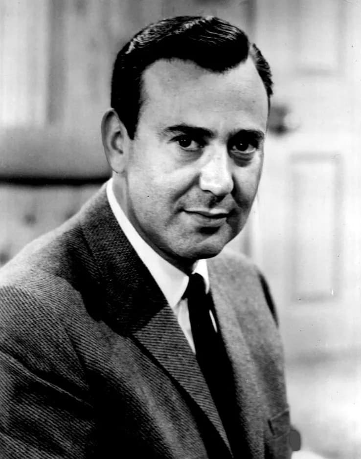 Carl Reiner - Photo of Carl Reiner from the television program The Dick Van Dyke Show.