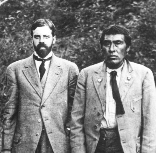 Edward Sapir - Ishi, last yahi indian Ishi, the last known member of the Yahi tribe, with anthropologist Alfred L. Kroeber.