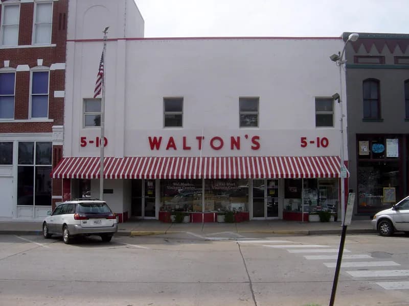 Sam Walton - Sam Walton's original Walton's Five and Dime, now the Wal-Mart Visitor's Center, Bentonville.  Photo taken by Bobak Ha'Eri.  September 2, 2006. Please observe license and properly cite in