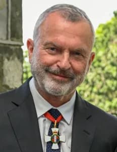 Sam Neill