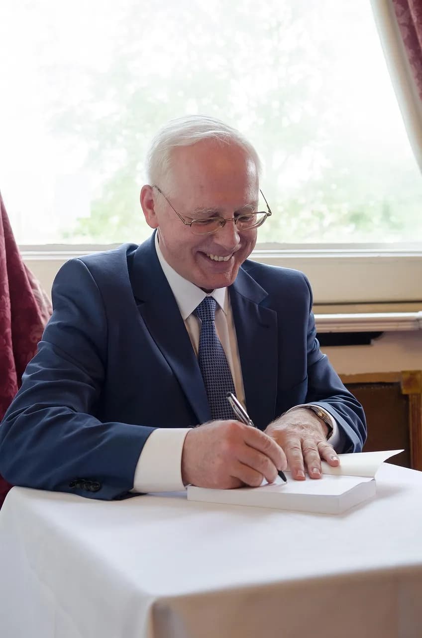 Stanisław Jerzy Lec — book, signing, jerzy zieba, knowledge, medicine, healing, smiling