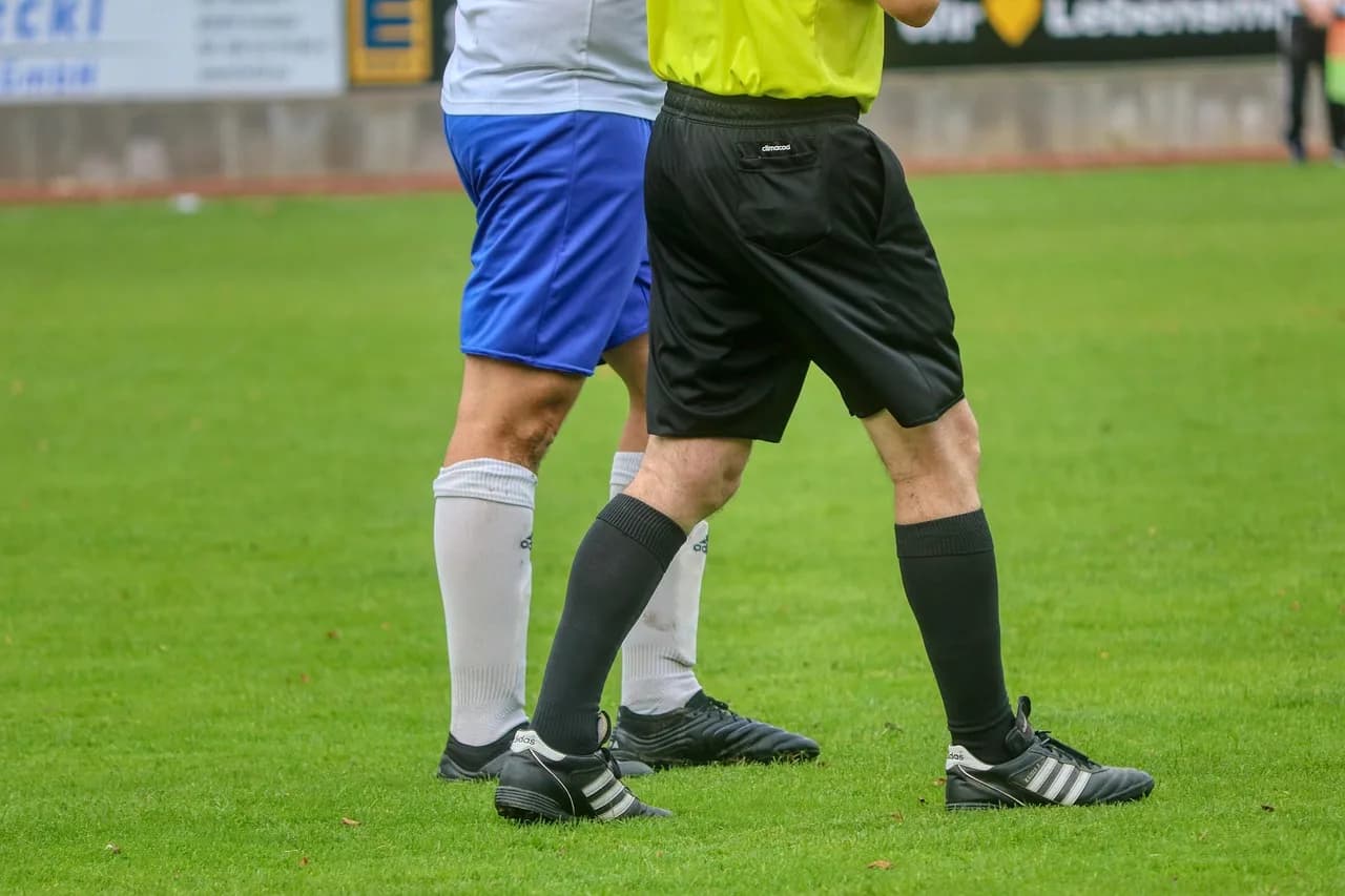 Teiichi Matsumaru — mr football, sports, soccer, referee, football pitch, football